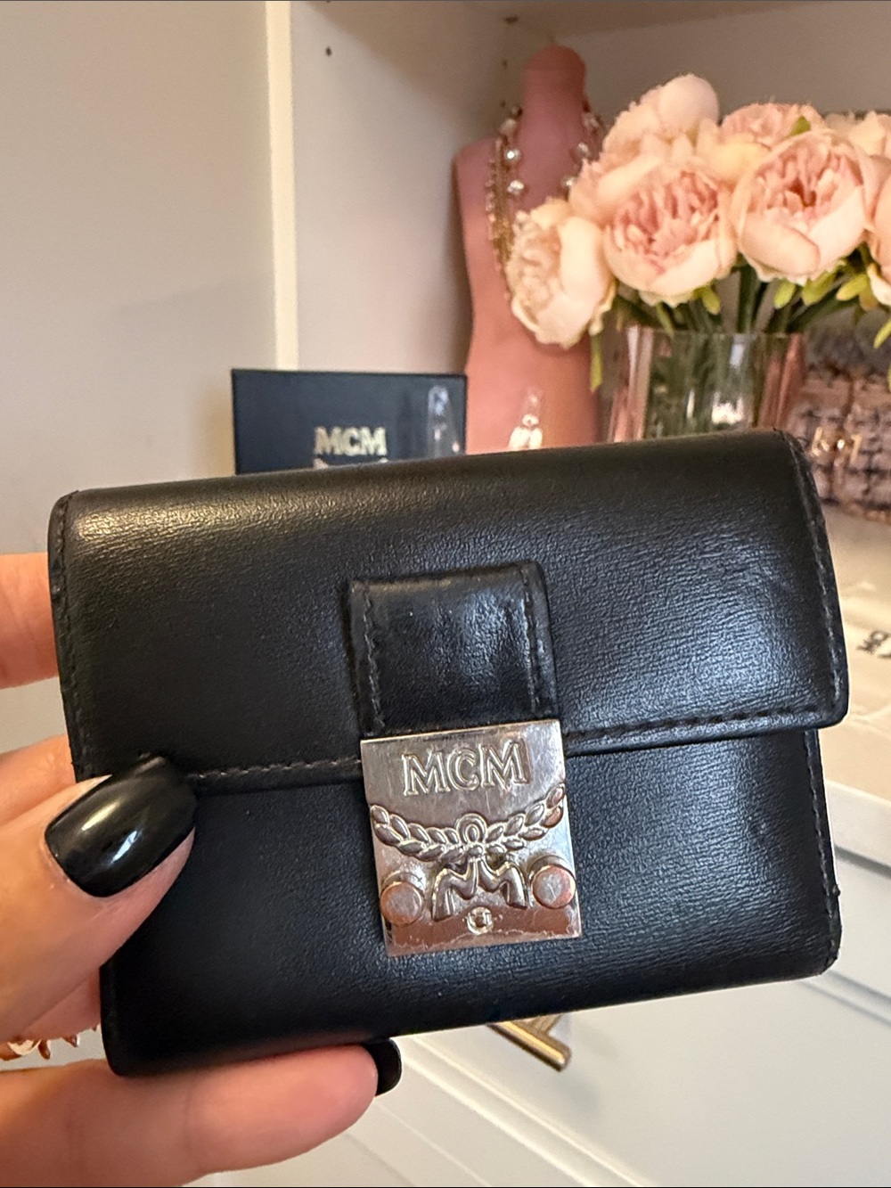 MCM mini Wallet w Black gift Box + authenticity card + dust bag EUC silver HW! - Picture 2 of 11